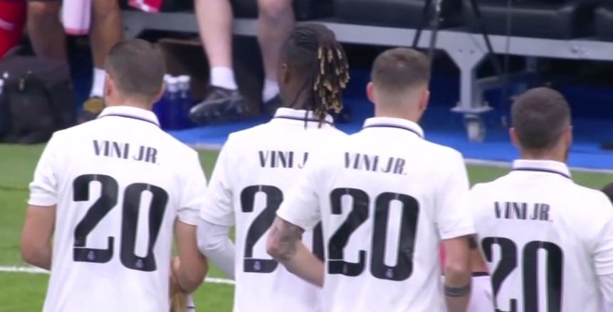 لاعبو ريال مدريد يرتدون قميص فينيسيوس أمام فاليكانو بعد واقعة العنصرية