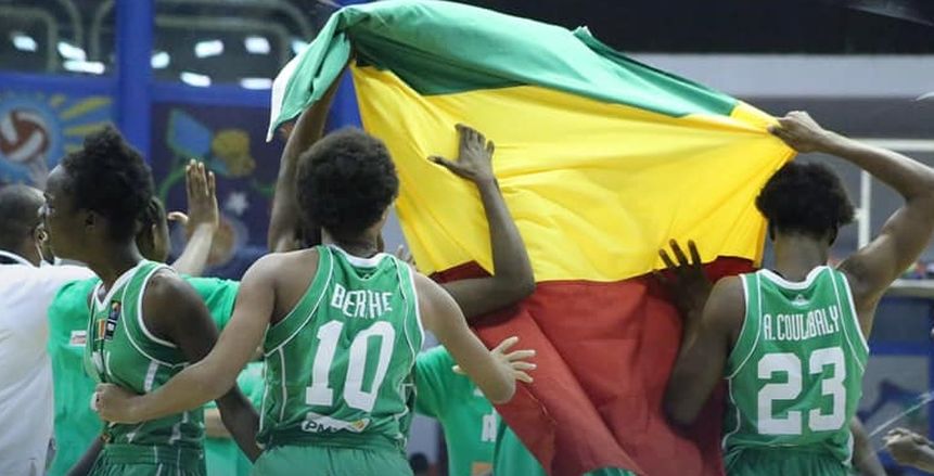 منتخب مالي للناشئات يفوز على مصر ويتوج بلقب بطولة أفريقيا لكرة السلة