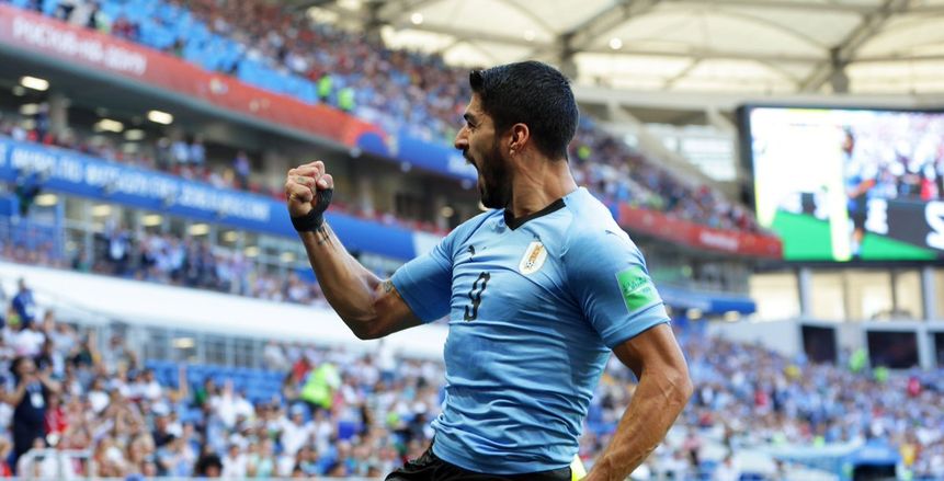 سواريز يواسي «ميسي» ويعلق على خروج البرتغال