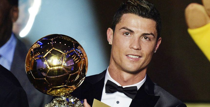 «رونالدو» و«ميسي» 5/5 تعادل في سباق الكرة الذهبية