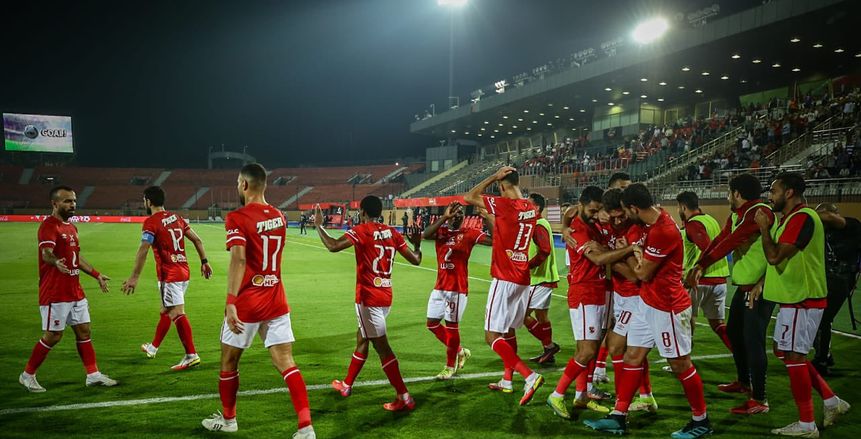كاف يعلن موعد السوبر بين الأهلي والرجاء وقرعة تصفيات كأس العالم