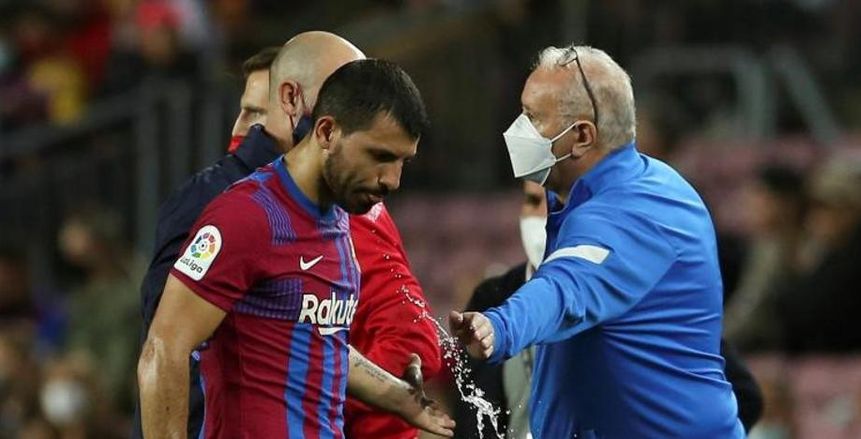 روميرو: أجويرو يستسلم ويقرر الاعتزال بسبب أزمته القلبية