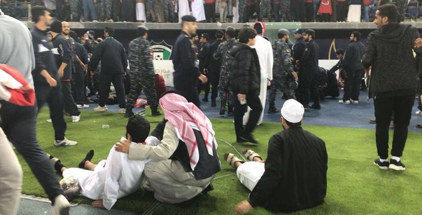 رئيس الاتحاد الكويتي يكشف عن تفاصيل سقوط حاجز مدرج بملعب نهائي خليجي 23