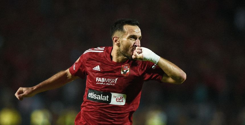 علي معلول يكتسح أحمد فتوح في استفتاء الأفضل بالدوري