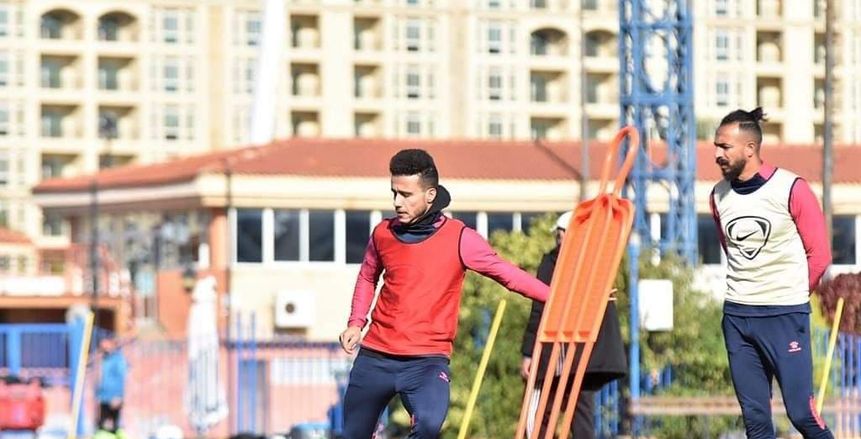 مصطفي فتحي يشارك في مرانه الأول مع سموحة «صور»