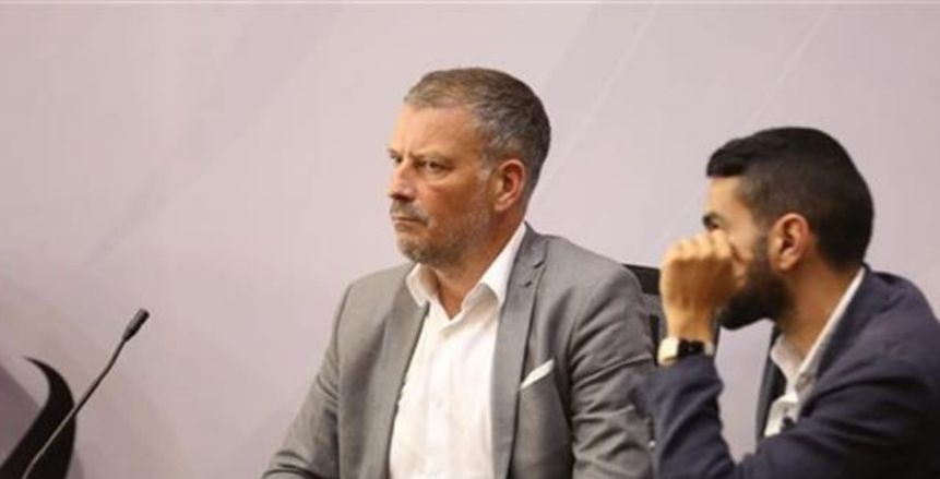 شوبير يكشف كواليس حوار كلاتنبرج مع محمود عاشور.. «وجه له اللوم»