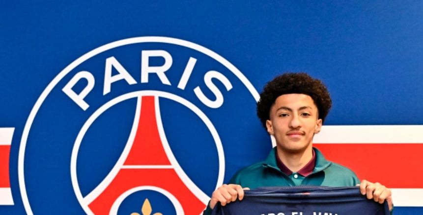 باريس سان جيرمان يجدد عقد موهبته المصرية حتى 2027