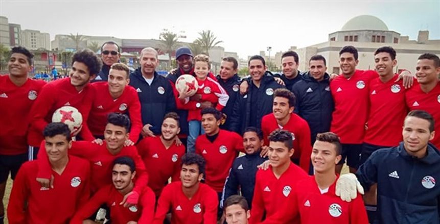 منتخب الشباب يضع برنامجه للعرض على اللجنة الخماسية
