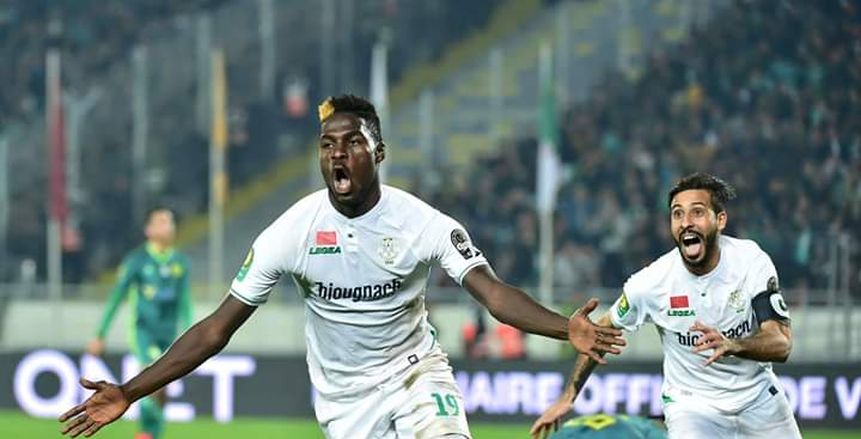 وكيل بن ملانجو: اللاعب يريد ناديا لديه طموح واستقرار