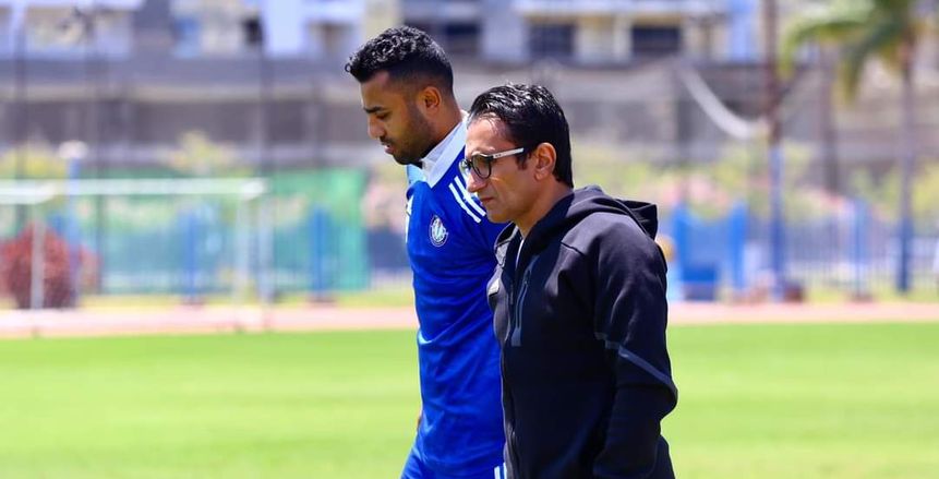 أحمد سامي يبحث تعويض المهاجم حسام حسن في سموحة بعد إصابته