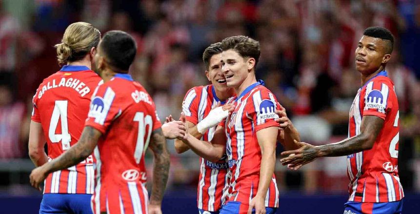 أتلتيكو مدريد ينافس برشلونة على صفقة عمر مرموش
