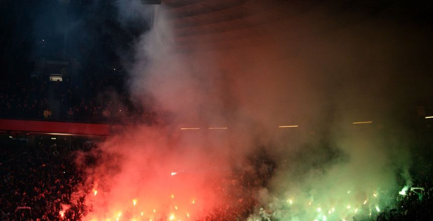 «الشماريخ» توقف كلاسيكو تونس بين "الترجي والنجم"