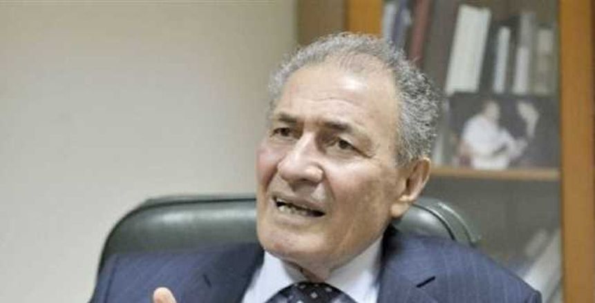تكريم حسن مصطفى على هامش مؤتمر الإعلان عن افتتاح مونديال اليد