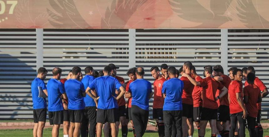 غياب 14 لاعبا عن الأهلي في مباراة مصر للمقاصة بالكأس