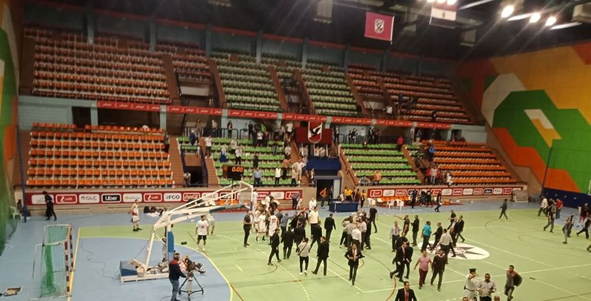 مايفوتكش.. خناقة شوارع بين الأهلي والزمالك.. والبدري يستغني عن نجوم بيراميدز