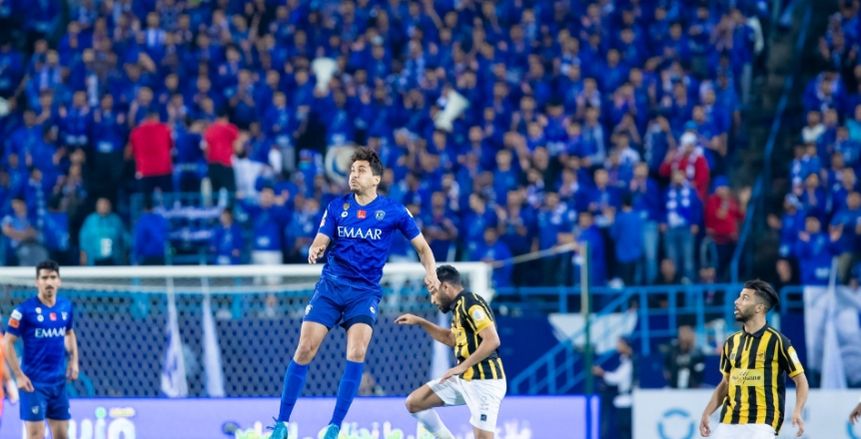 الهلال يخطف الاتحاد في الوقت القاتل بالدوري السعودي (فيديو)
