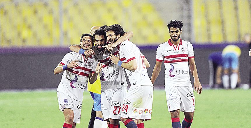 الزمالك يضاعف مكافآت الكأس 4 مرات لحصد اللقب.. واللاعبون يحتفلون بالغناء والصور السيلفى والدموع