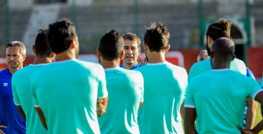 أول مران للسويسري.. فايلر يحاضر لاعبي الأهلي وبينكيل يقود التدريبات