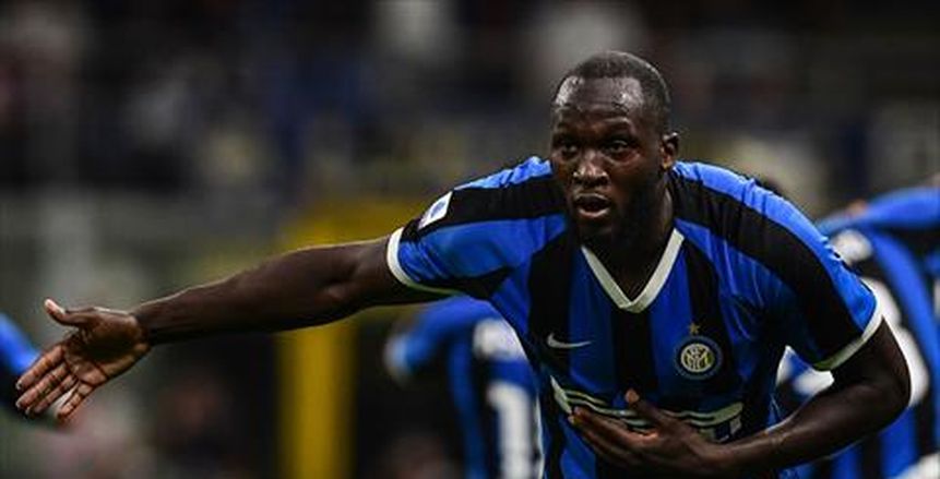 بالفيديو.. لوكاكو يقود إنتر لصدارة الدوري الإيطالي بالفوز على كالياري