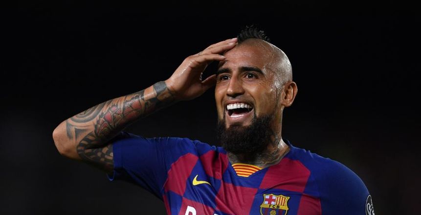 بعد إلغاء هدف ضد الملكي.. لاعب برشلونة يسخر من حكم لقاء الريال وفالنسيا (صورة)