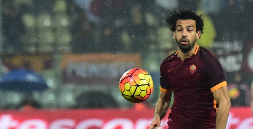 صلاح أساسيا مع روما أمام بورتو في مباراة حسم التأهل لمجموعات الأبطال