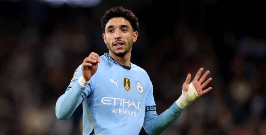 عمر مرموش على دكة بدلاء مانشستر سيتي أمام ريال مدريد في دوري الأبطال