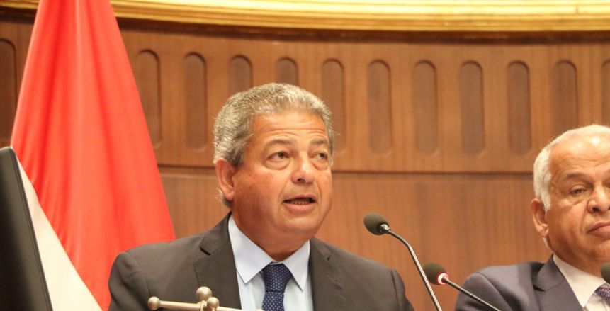 خالد عبد العزيز يعلق على أزمة «اللائحة الإسترشادية»
