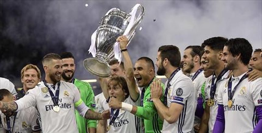 ريال مدريد الفريق الوحيد بالعالم الذي سجل في جميع المباريات بموسم واحد