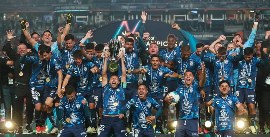 منافس الأهلي المحتمل بكأس إنتركونتيننتال.. باتشوكا المكسيكي يتوج باللقب الـ15