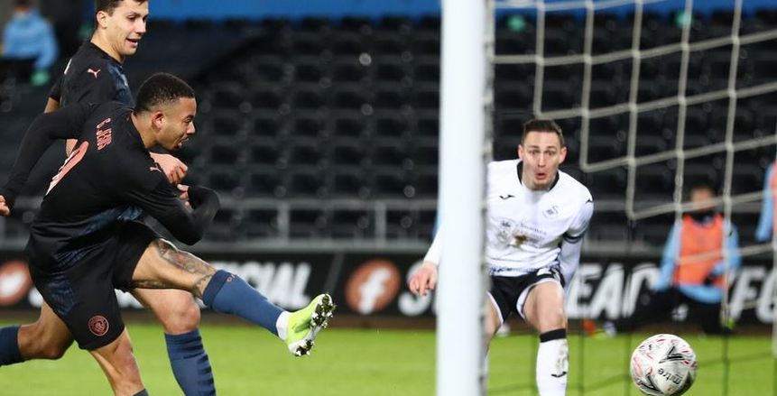 مانشستر سيتي يتخطى سوانزي بثلاثية ويتأهل لربع نهائي كأس الاتحاد «فيديو»