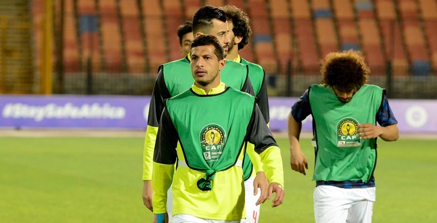 هل يفاجئ فيريرا الأهلي بطارق حامد وأبو جبل؟.. مصدر بجهاز الزمالك يجيب