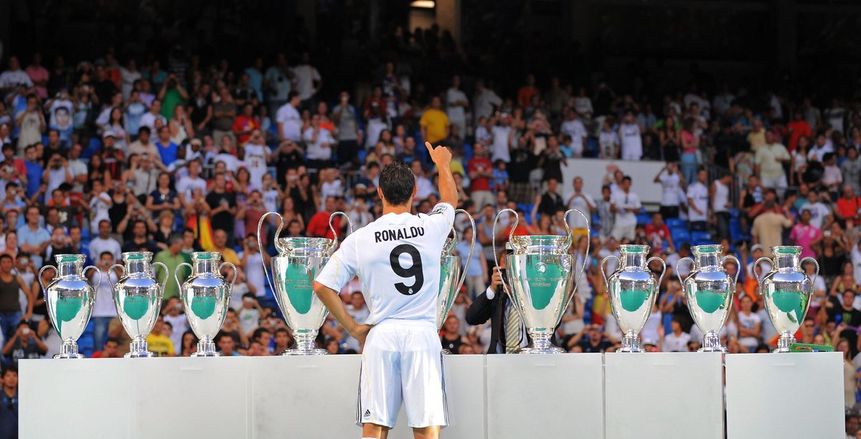زي النهاردة| بالفيديو.. ريال مدريد يقدم "رونالدو" لجماهير البرنابيو
