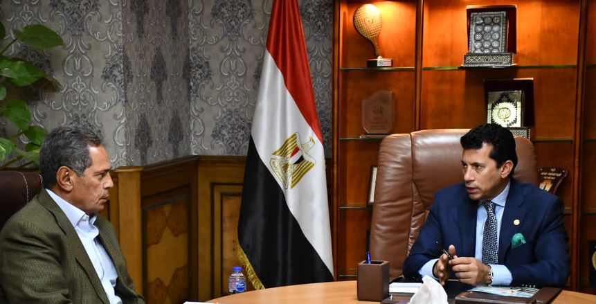‏وزير الرياضة يطمئن على بعثة الزمالك في ليبيا قبل مواجهة المريخ السوداني