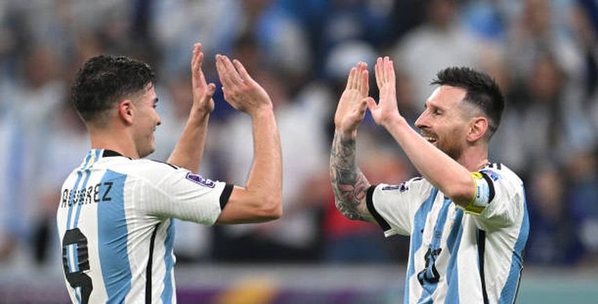 ليس هيجواين يا أرجنتين.. ألفاريز شريك ميسي المثالي في كأس العالم