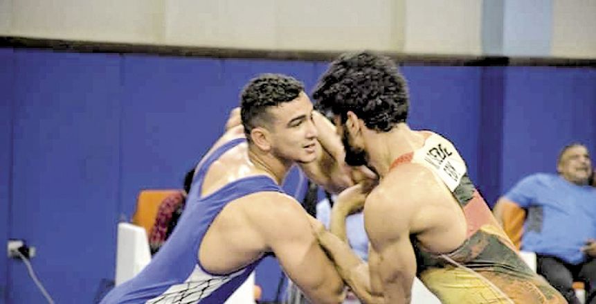 «عجينة» يتهم «المدرب النائم» بالتسبب في هروب لاعبي المصارعة إلى أمريكا