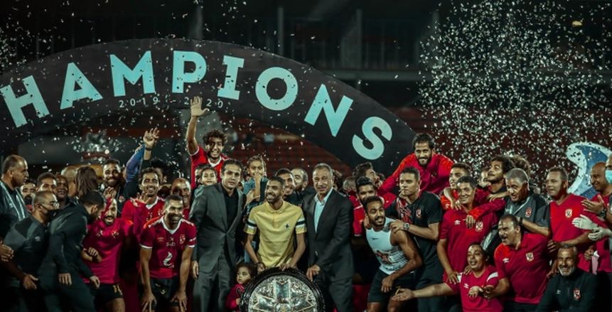 إمام عاشور يشارك في تتويج الأهلي بدرع الدوري باستاد القاهرة غدا «خاص»
