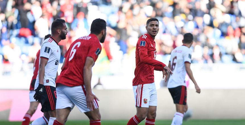 اشتباك بالأيدي بين لاعبي الأهلي وفلامنجو في موقعة كأس العالم للأندية