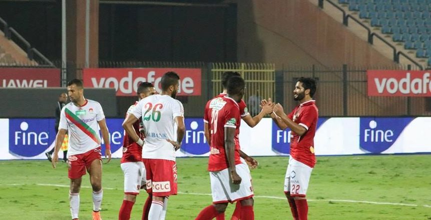 بالصور| عضو الزمالك السابق يثير بلبلة في الأهلي.. ومتابعوه: «مسلسل هابط»
