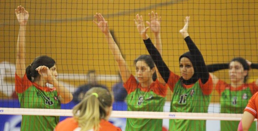 بالصور.. افتتاح حافل لبطولة إفريقيا لطائرة السيدات بالنادي الأهلي