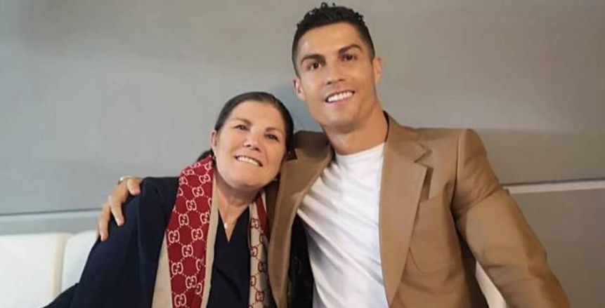 بعد تعافيها من الجلطة.. والدة رونالدو: محظوظة بالعودة للحياة من جديد