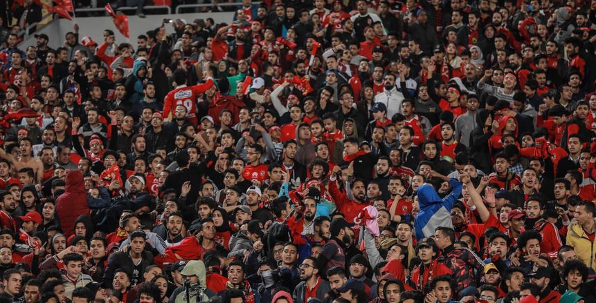 جماهير الأهلي في برج العرب: «بالدم بالروح.. إفريقيا مش هتروح»