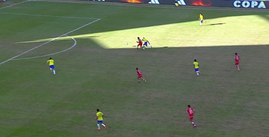 كريستو يتسبب في طرد لاعب البرازيل بكأس العالم للشباب