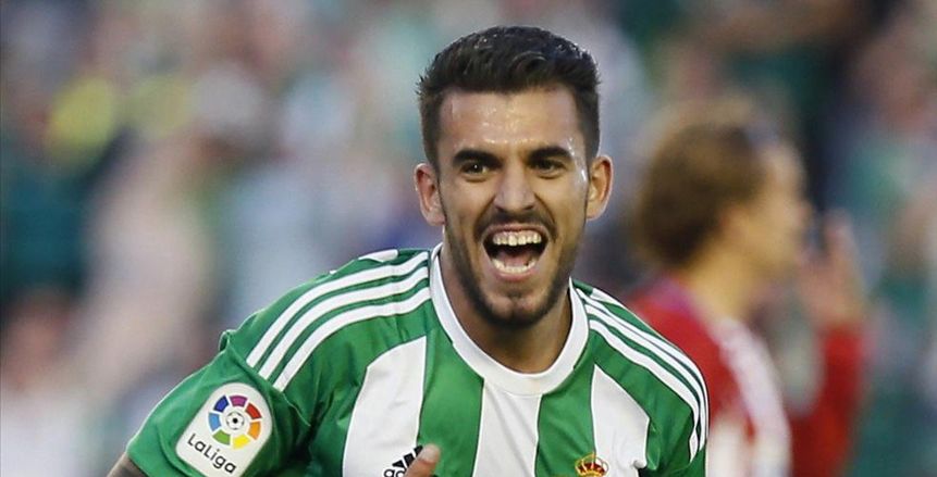 لاعب بيتيس يحذف تغريدة برشلونة لصالح ريال مدريد