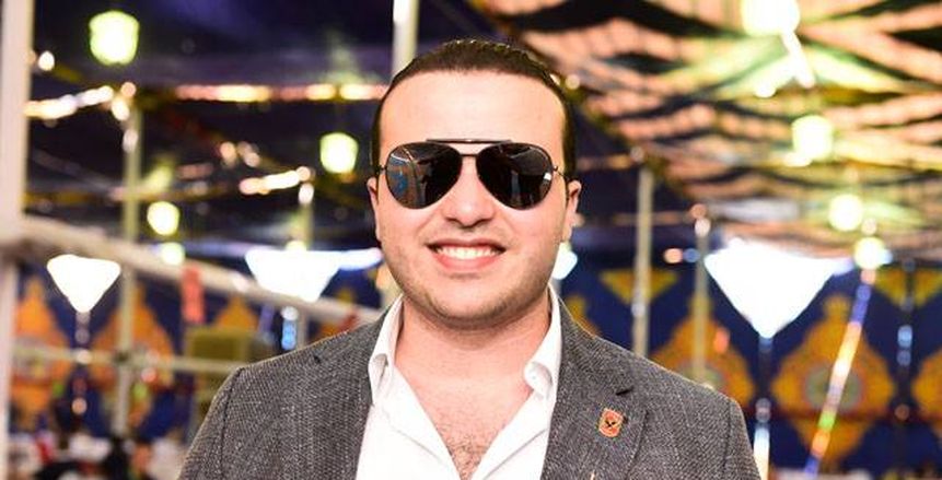 عضو مجلس إدارة الأهلي يحتفي بتعافي المشجع "حمصة"