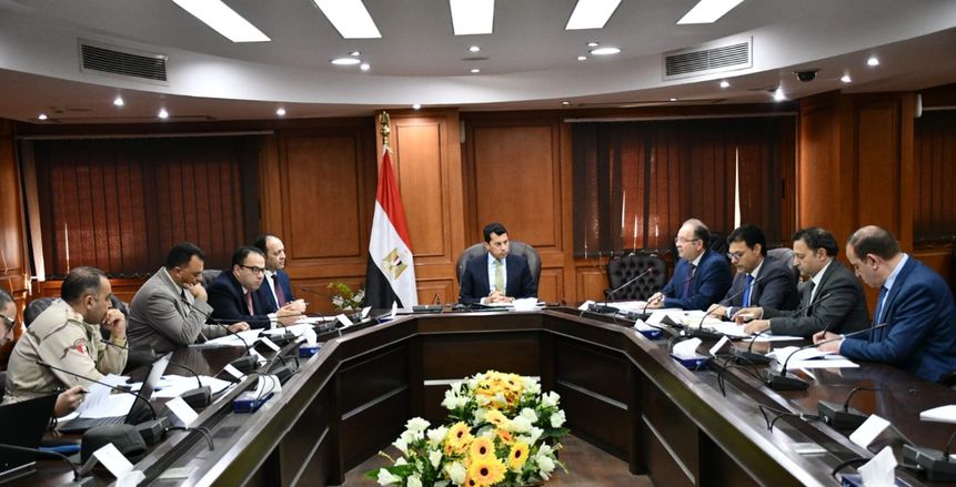 وزير الرياضة يناقش مقترح إدارة وتشغيل مدينة مصر الدولية للألعاب الأوليمبية