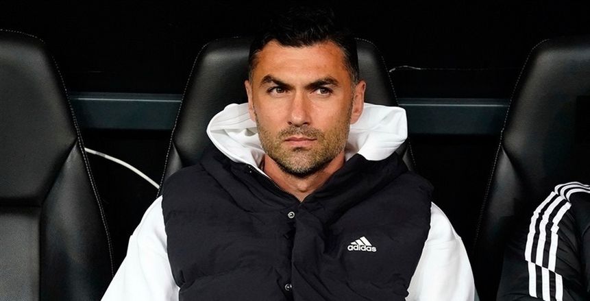 بعد وصفه بـ«اللص».. بوراك يلماظ يستقيل من تدريب بشكتاش التركي