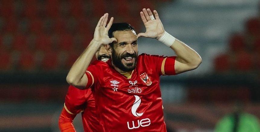 علي معلول يفتتح أهداف الأهلي في الدوري بمرمى الإسماعيلي من ركلة جزاء «فيديو»