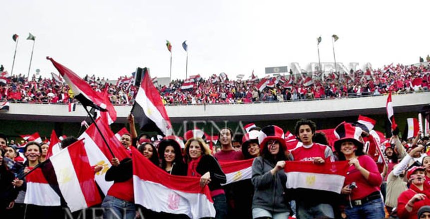مدرب المنتخب يطالب الدول الأوروبية بفتح باب الهجرة للمصريين بدون شروط
