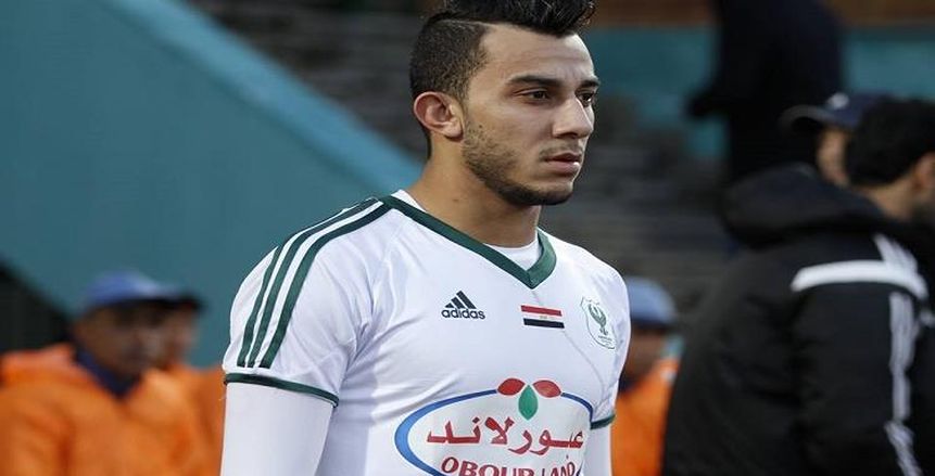 إصابة مدافع المصري بقطع في الرباط الصليبي
