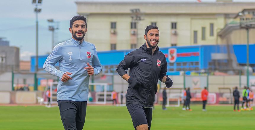 ناصر ماهر يشارك في المران الجماعي للأهلي وموسيماني يحاضر اللاعبين
